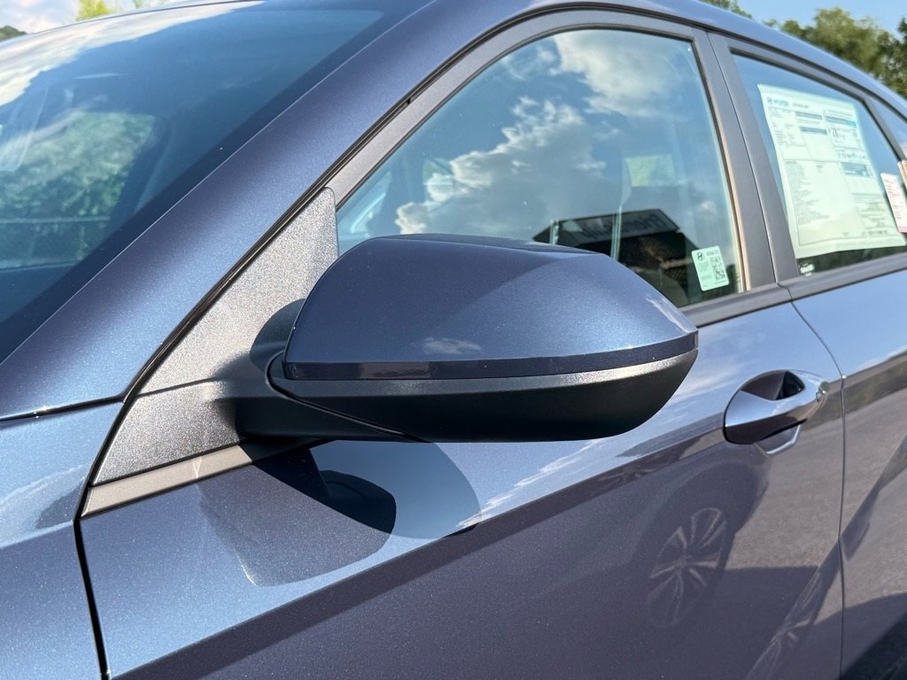 New 2026 Hyundai Kona SE image 22