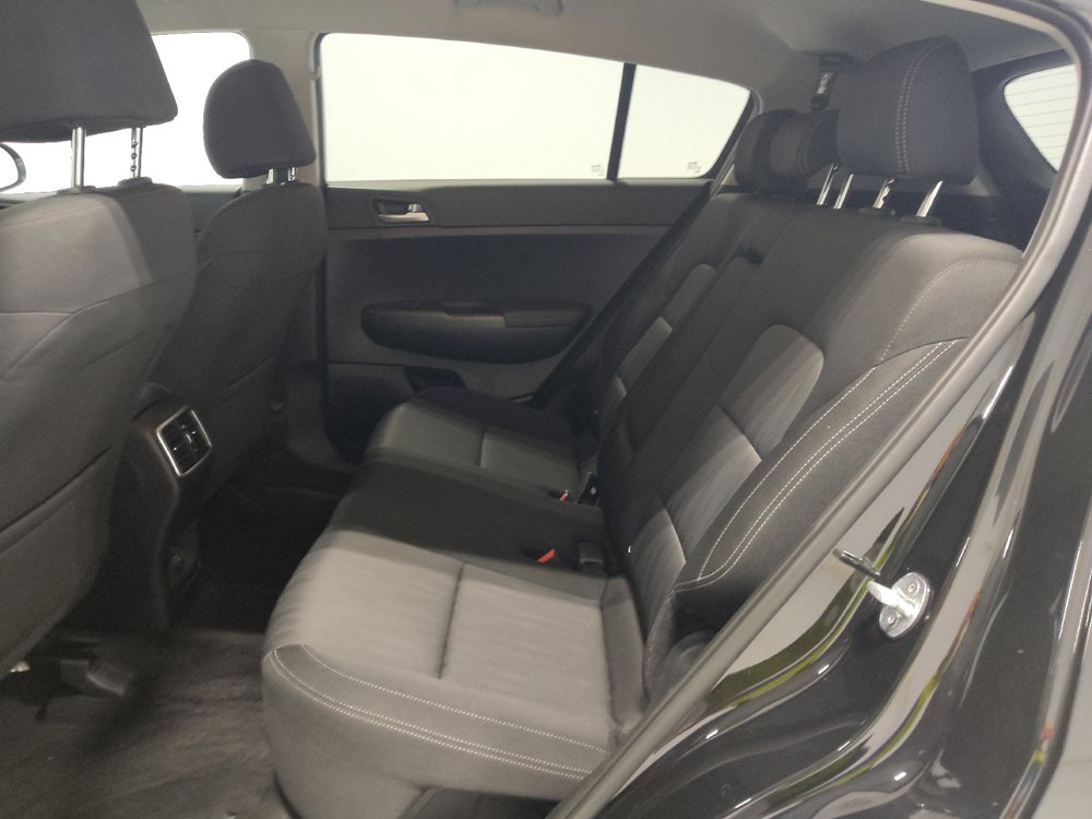 Used 2021 Kia Sportage LX AWD/4WD image 18