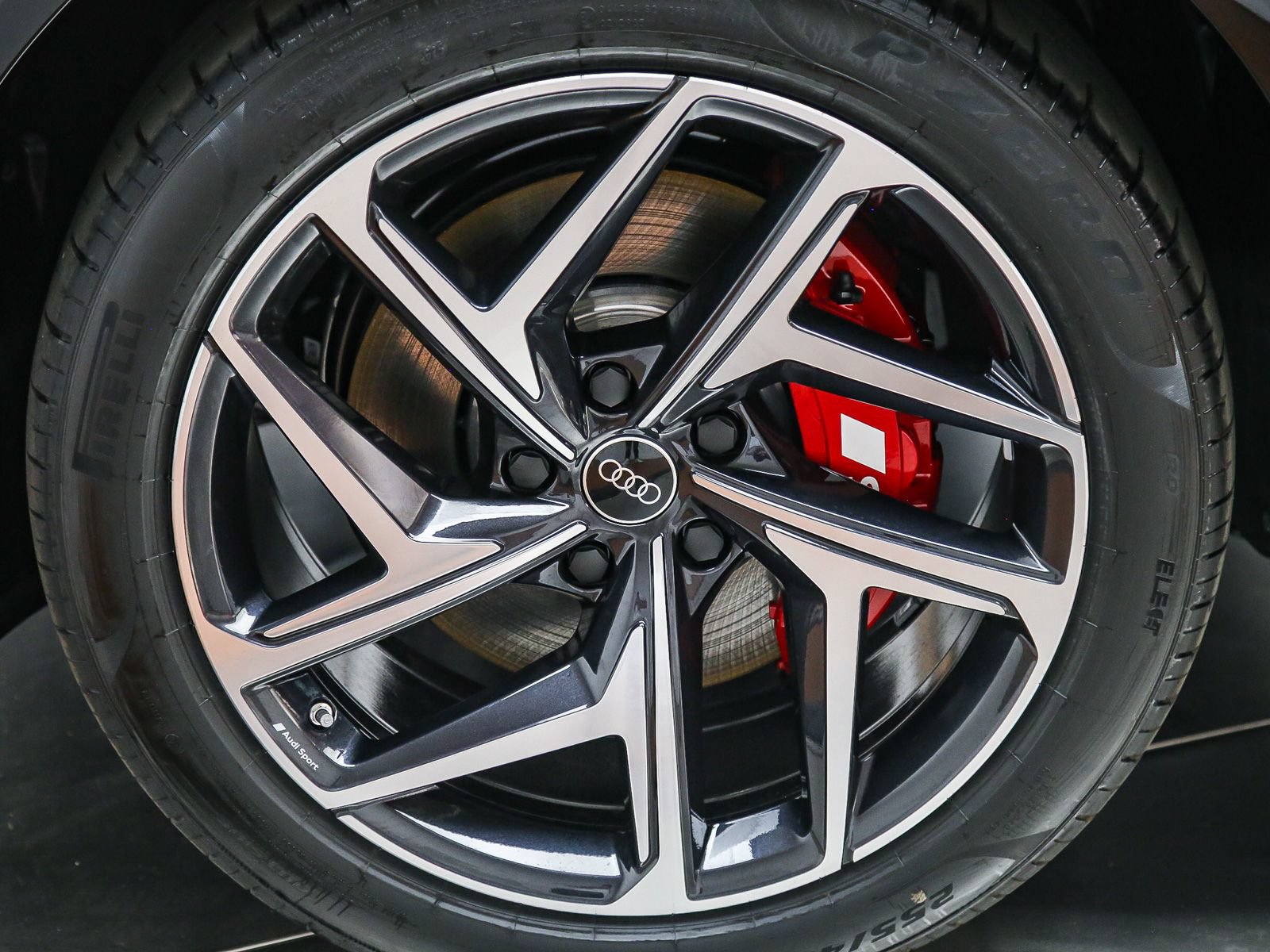New 2027 Audi SQ6 e-tron Premium Plus AWD/4WD image 11