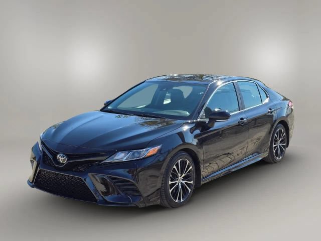 Used 2020 Toyota Camry SE w/ Moonroof Package AWD/4WD image 1