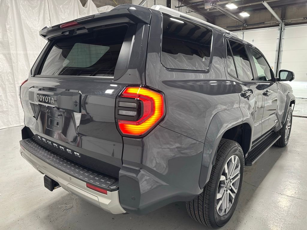 Used 2025 Toyota 4Runner Limited image 7