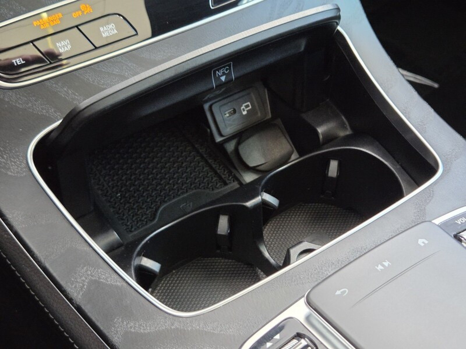 Used 2023 Mercedes-Benz E 350 Sedan image 34