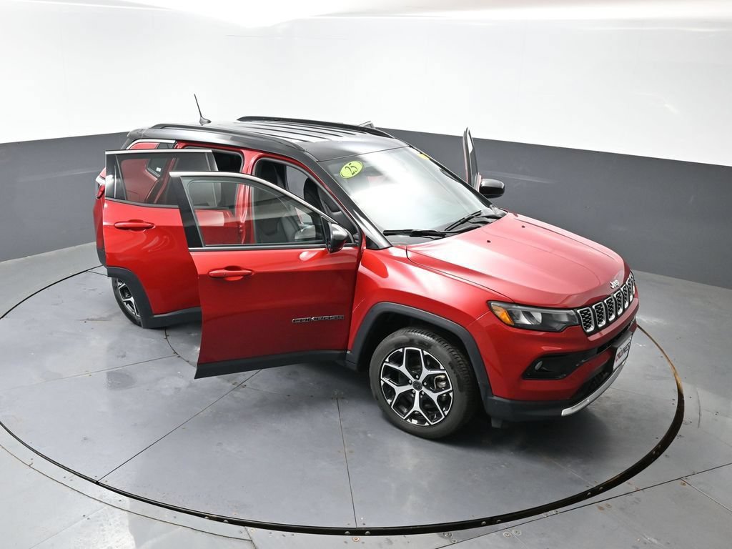 Used 2025 Jeep Compass Limited AWD/4WD image 60