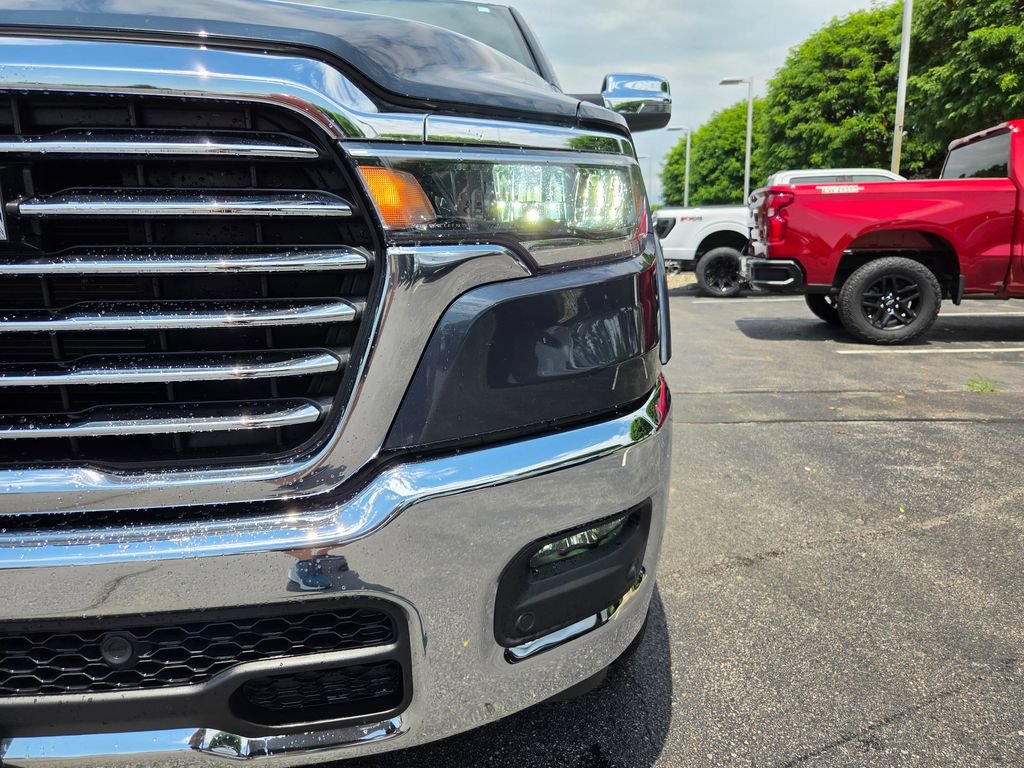 Used 2026 RAM 1500 Laramie AWD/4WD image 13