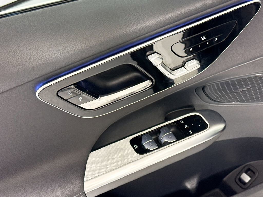 Certified 2026 Mercedes-Benz GLC 300 image 23
