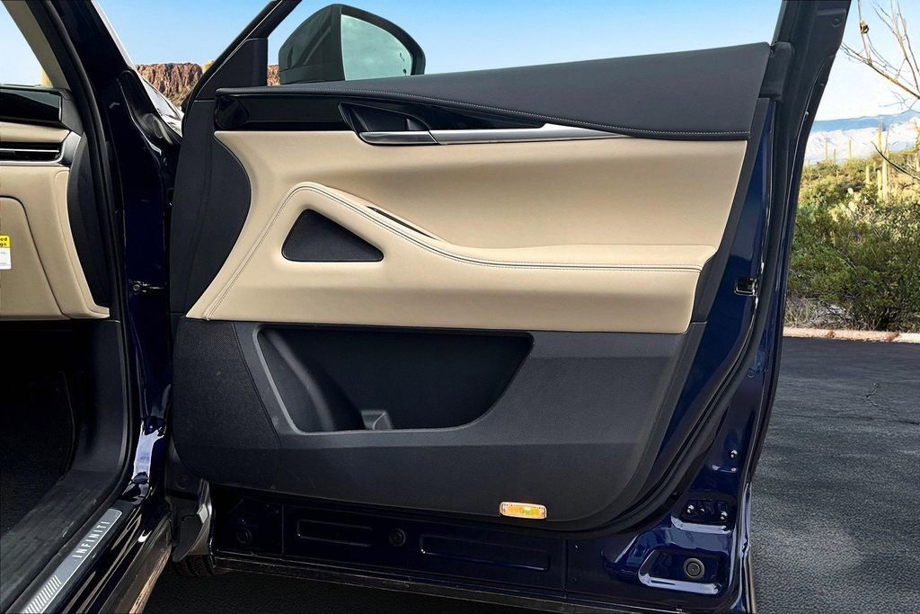 Used 2025 INFINITI QX60 Pure image 24