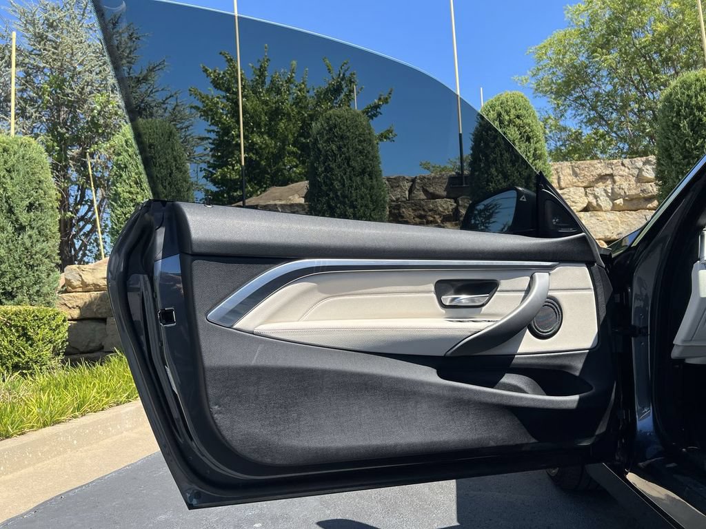 Used 2018 BMW 440i xDrive Convertible AWD/4WD image 18