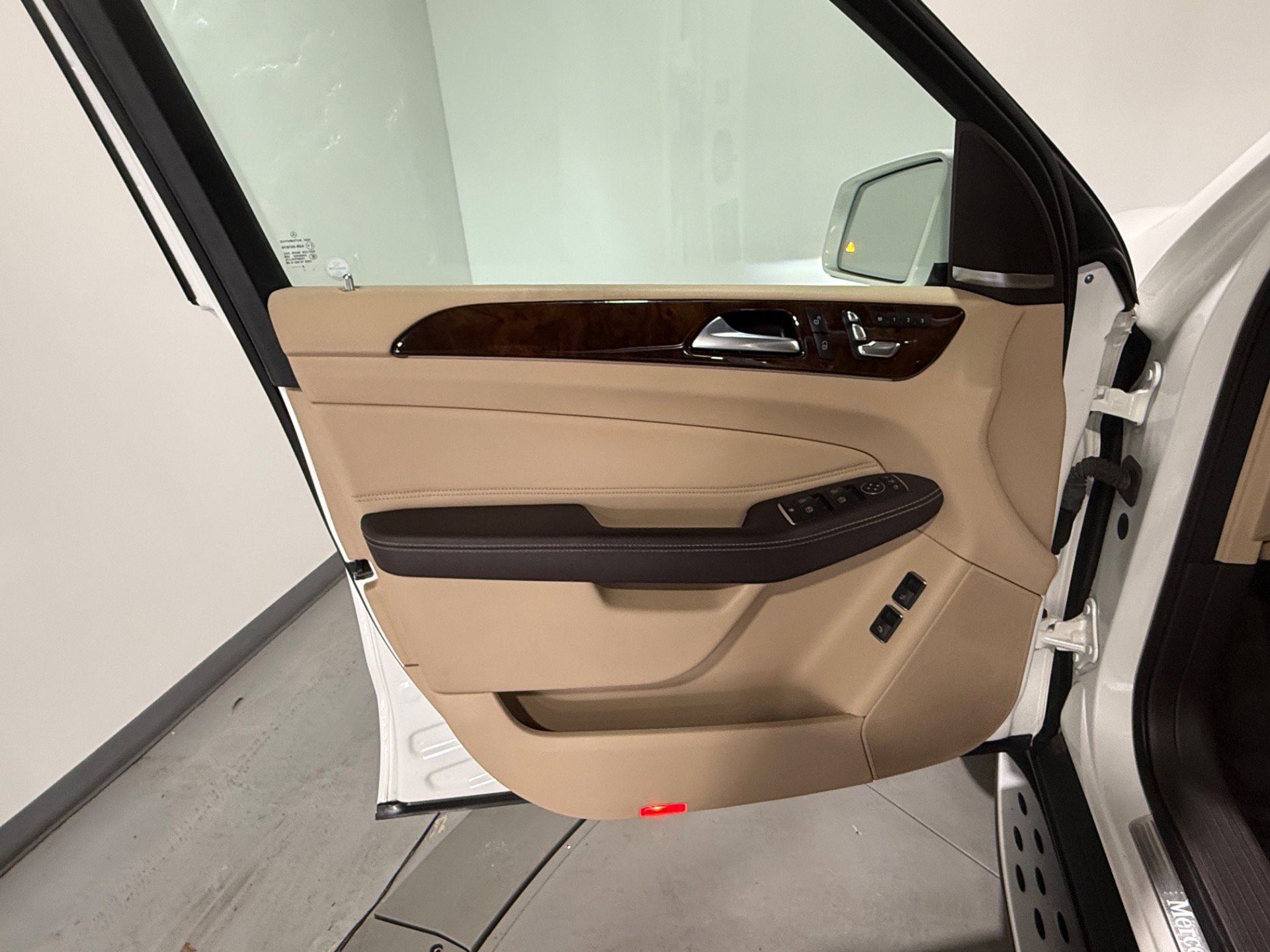 Used 2019 Mercedes-Benz GLS 450 4MATIC w/ Premium 1 Package image 12