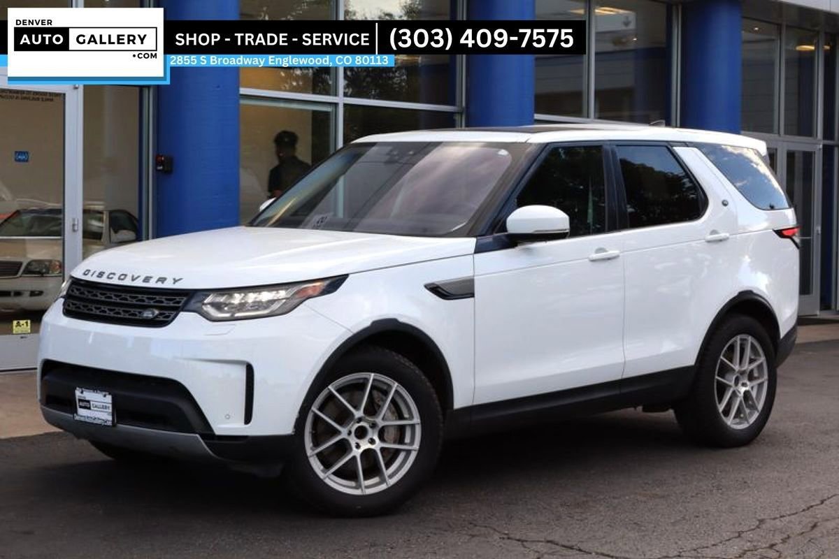 Used 2020 Land Rover Discovery SE image 1