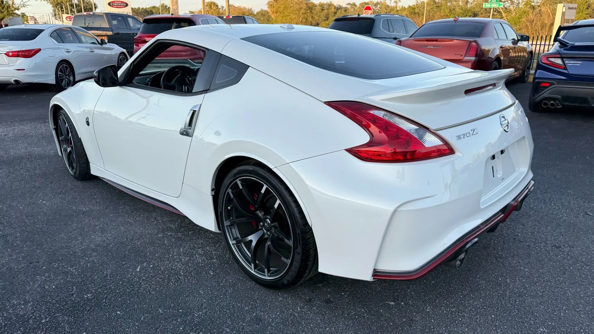 Used 2016 Nissan 370Z NISMO image 10