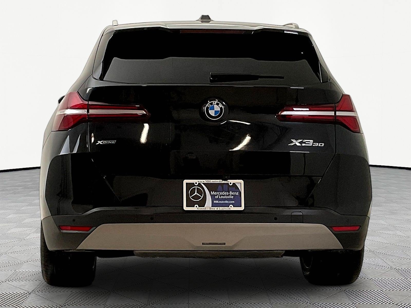 Used 2025 BMW X3 xDrive30i w/ Convenience Package AWD/4WD image 5