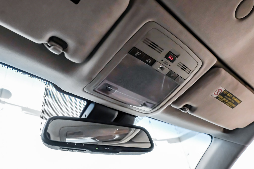 Used 2013 Lexus IS 250C w/ Luxury Pkg RWD image 44