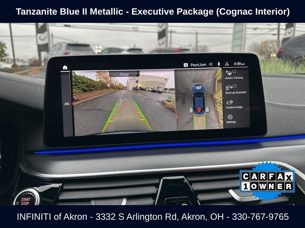 Used 2023 BMW M550i xDrive w/ Executive Package image 7