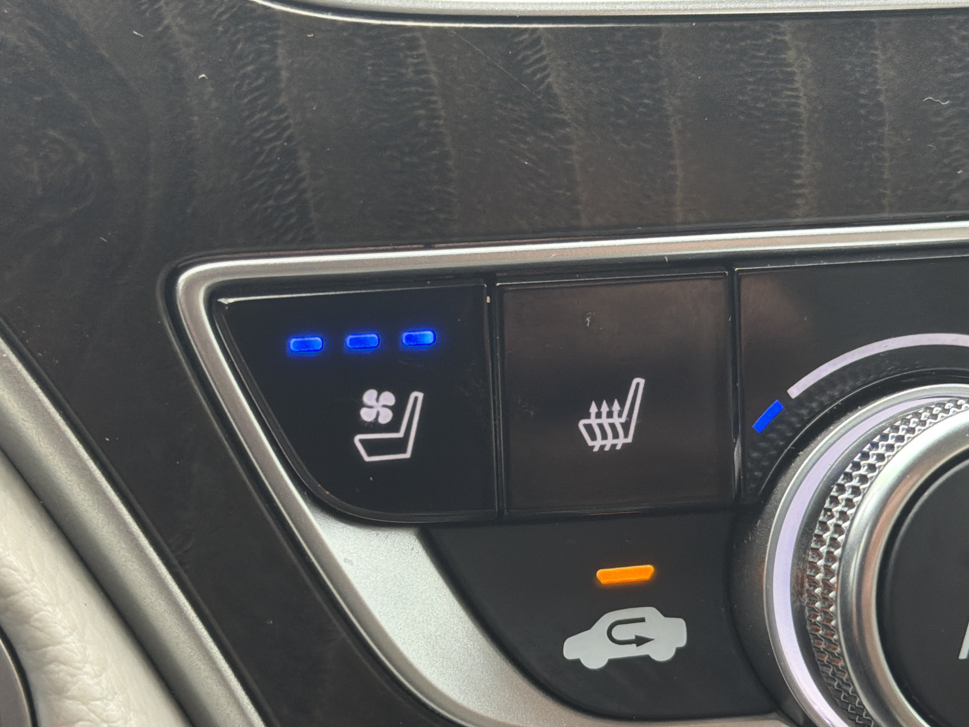 Used 2018 Honda Accord Touring image 25