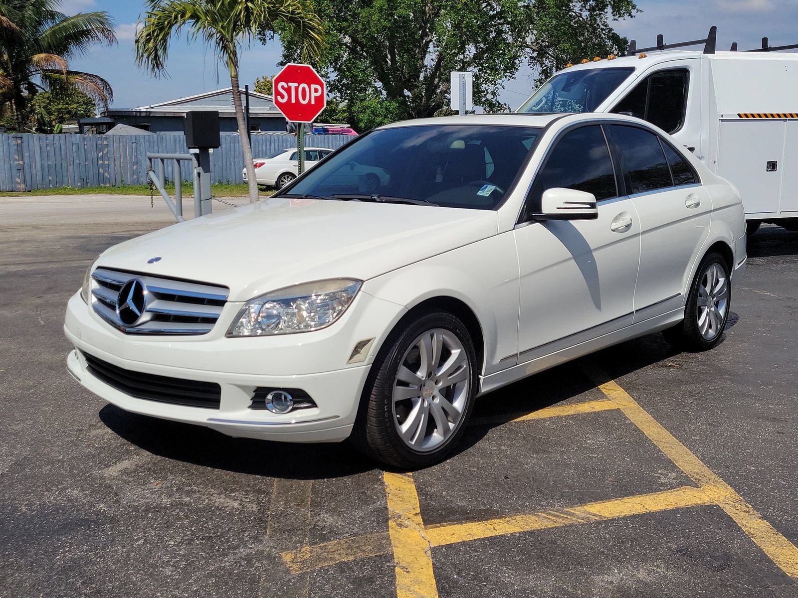 Used 2010 Mercedes-Benz C 300 Sedan image 32