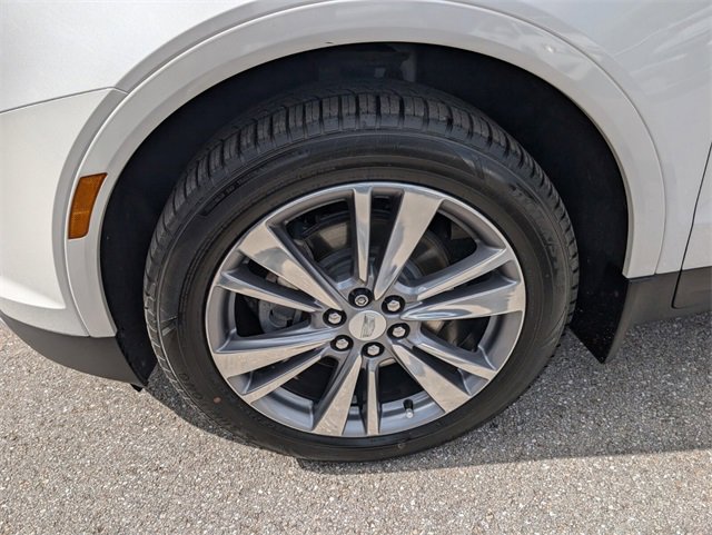 Used 2020 Cadillac XT5 Premium Luxury w/ LPO, Floor Liner Package image 13