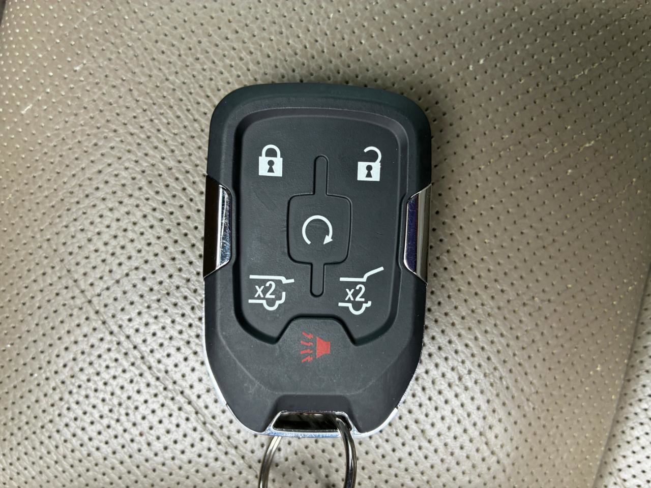 Used 2020 Chevrolet Suburban Premier RWD image 38