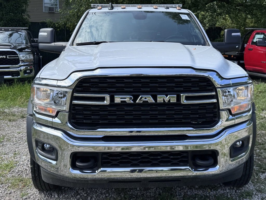 New 2024 RAM 4500 SLT w/ Quick Order Package 2YG SLT image 3