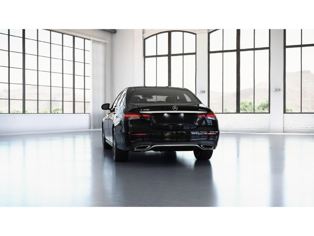 Used 2023 Mercedes-Benz E 350 4MATIC Sedan image 27
