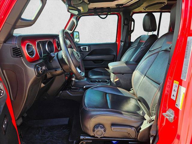 Used 2018 Jeep Wrangler Unlimited Rubicon w/ Dual Top Group AWD/4WD image 13