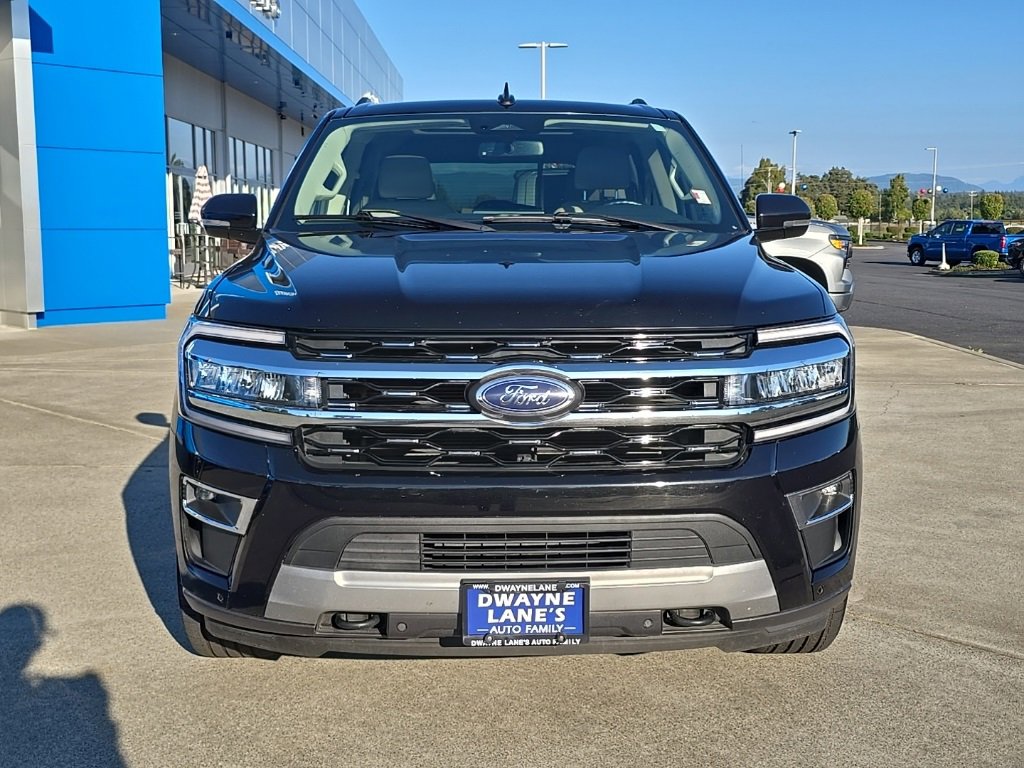 Used 2023 Ford Expedition Limited image 9