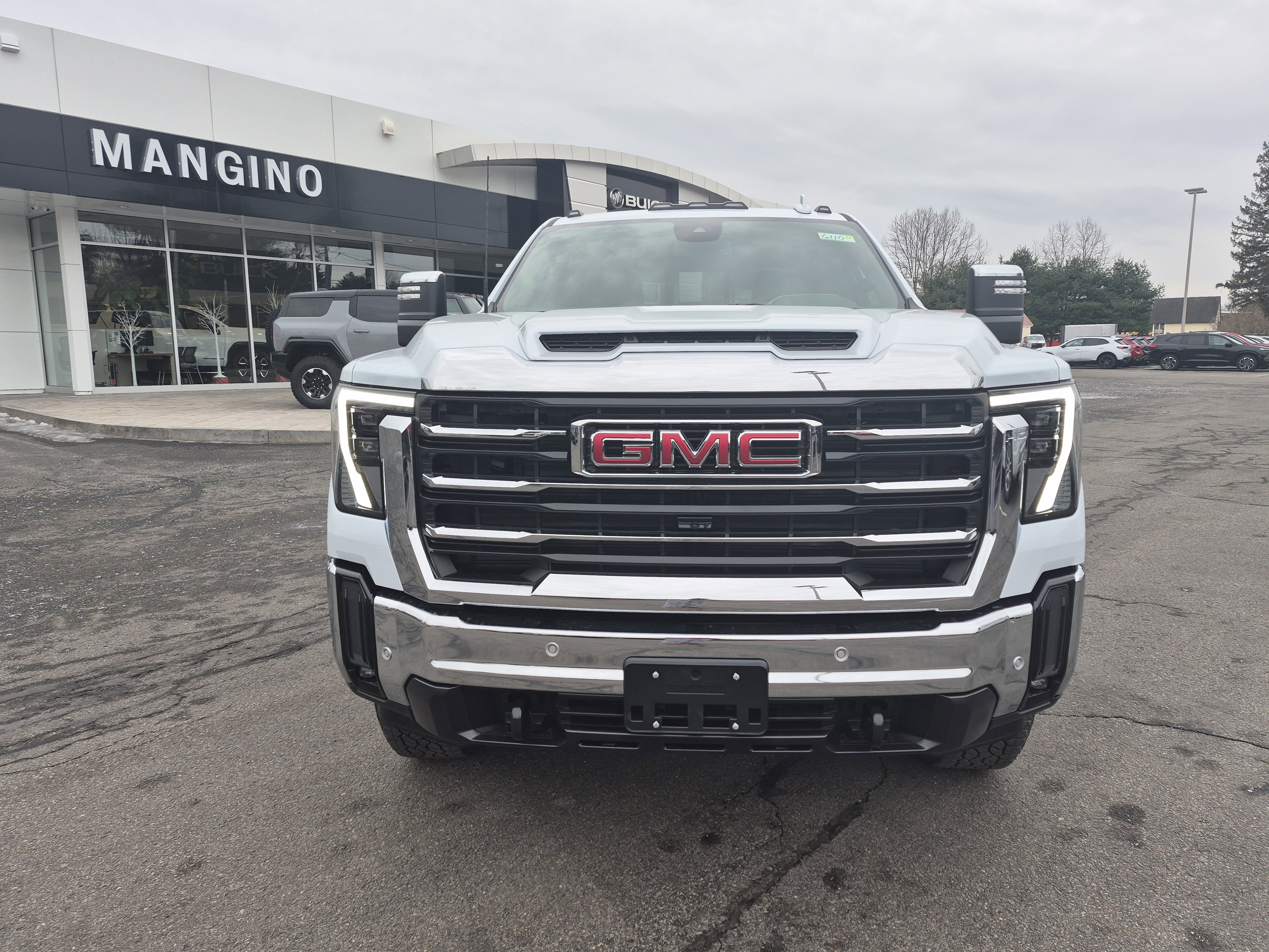 Used 2026 GMC Sierra 2500 SLT w/ SLT Premium Package image 8