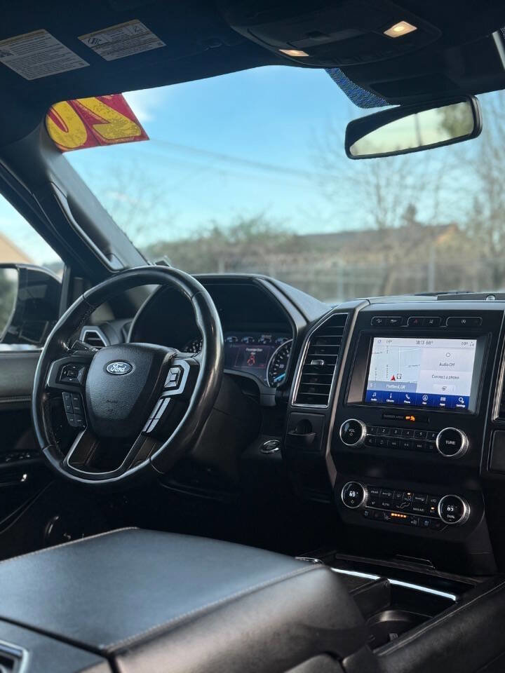 Used 2020 Ford Expedition Limited image 3