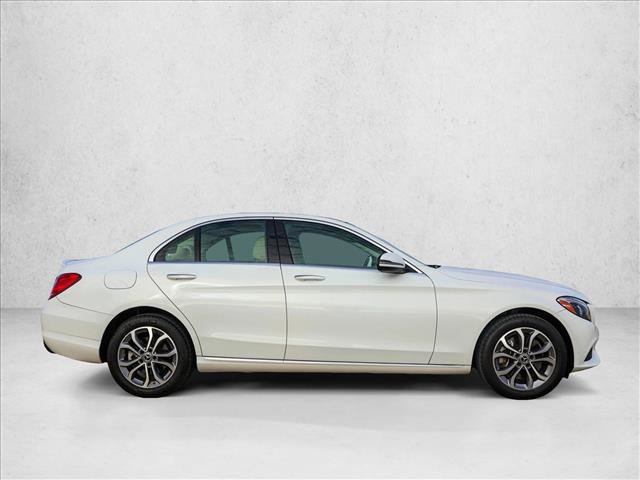 Used 2018 Mercedes-Benz C 300 4MATIC Sedan image 4