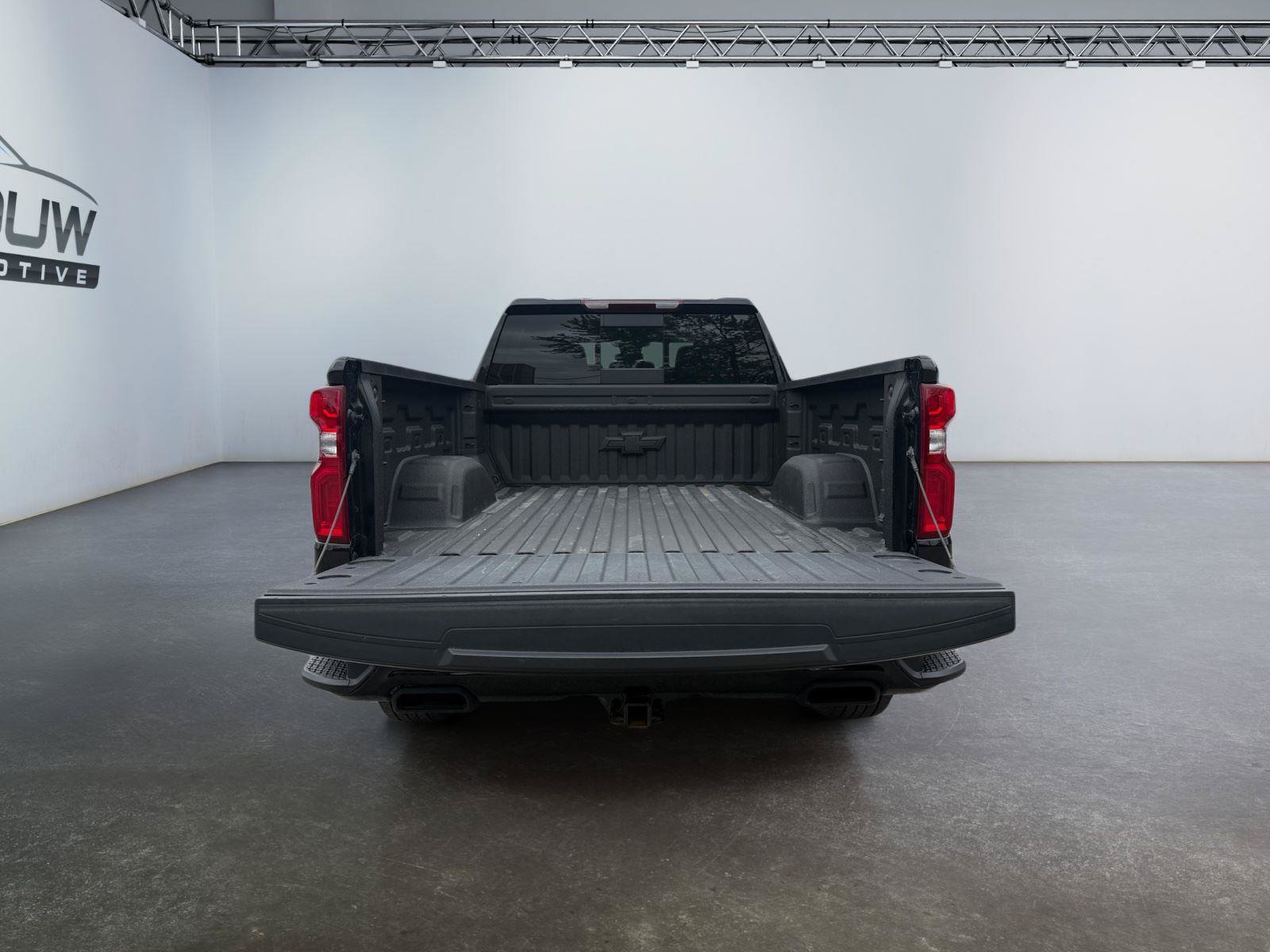 Used 2024 Chevrolet Silverado 1500 RST w/ Redline Edition AWD/4WD image 22