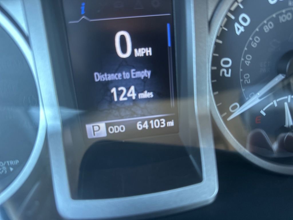 Used 2017 Toyota Tacoma SR5 image 23