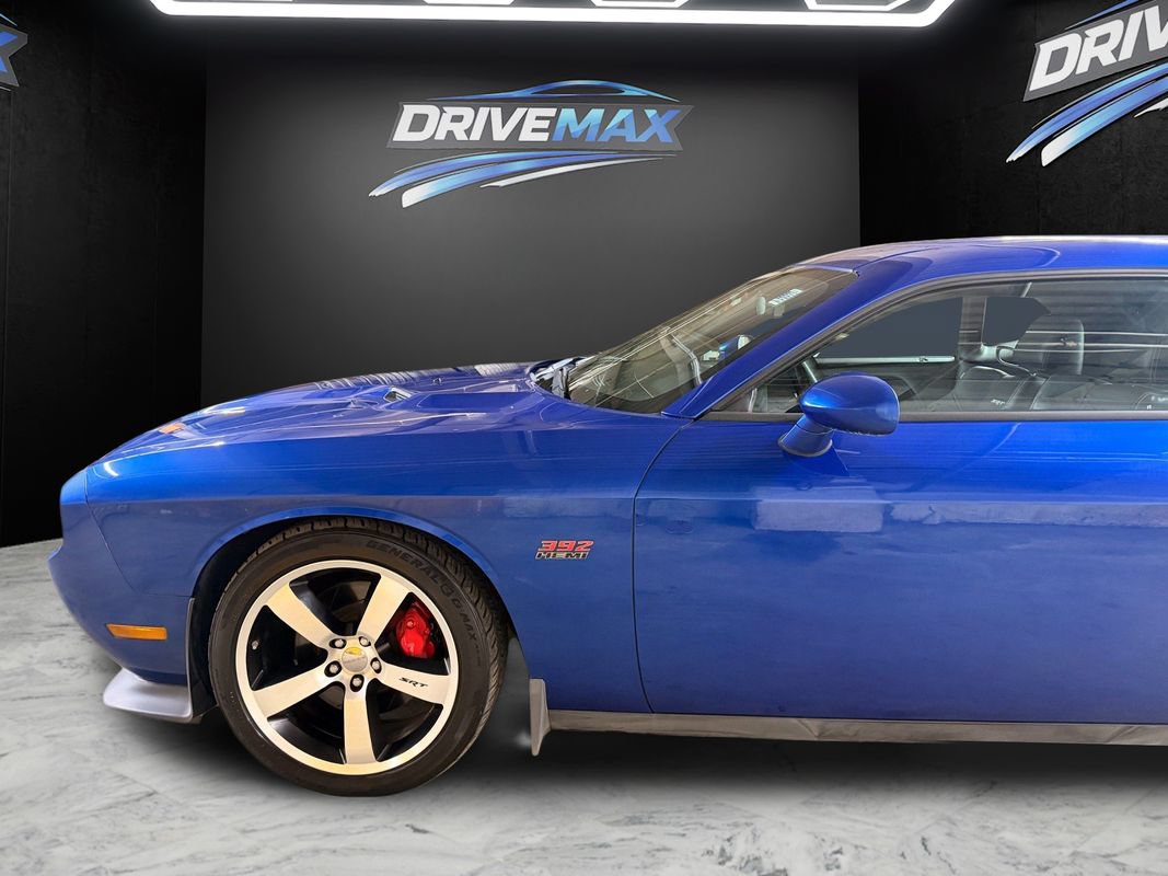 Used 2012 Dodge Challenger SRT8 RWD image 9