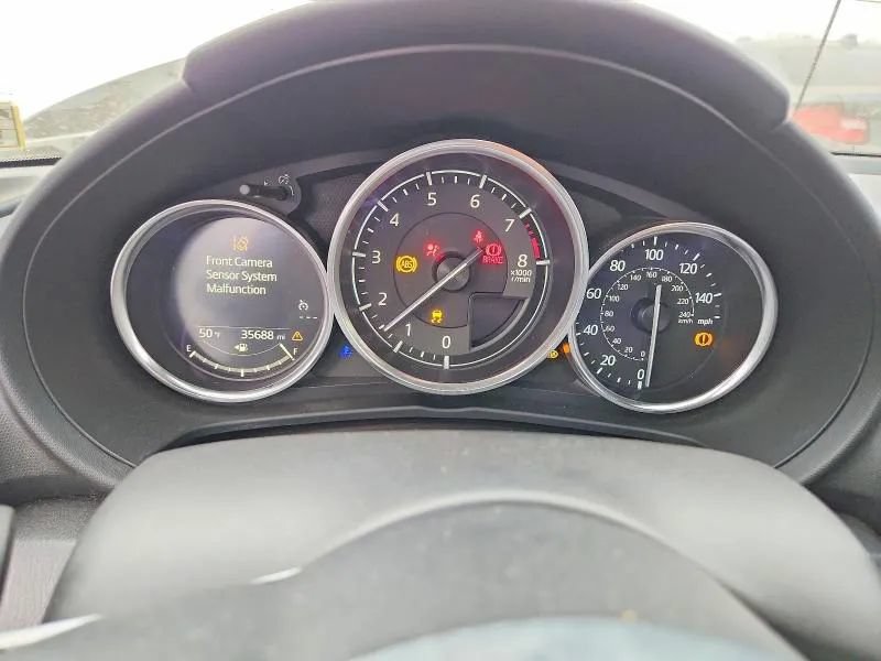 Used 2021 MAZDA MX-5 Miata RF Grand Touring RWD image 9