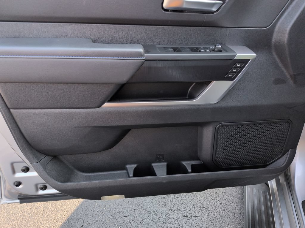 Certified 2023 Toyota Sequoia Platinum AWD/4WD image 10