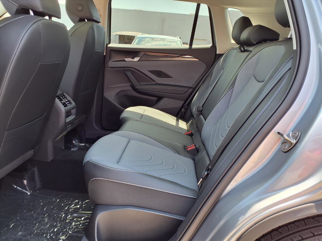 New 2026 Volkswagen Tiguan SE image 11