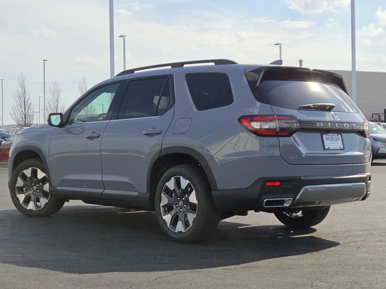 New 2026 Honda Pilot Touring image 8
