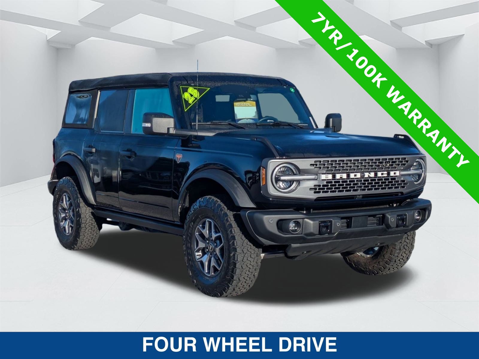 Certified 2025 Ford Bronco Badlands video 2