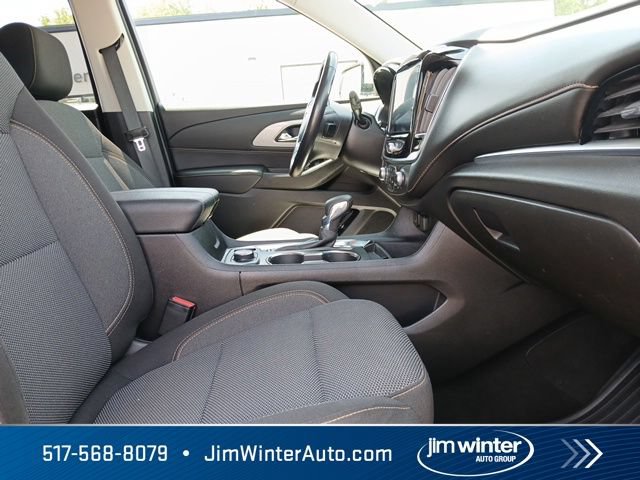 Used 2021 Chevrolet Traverse LT FWD image 12