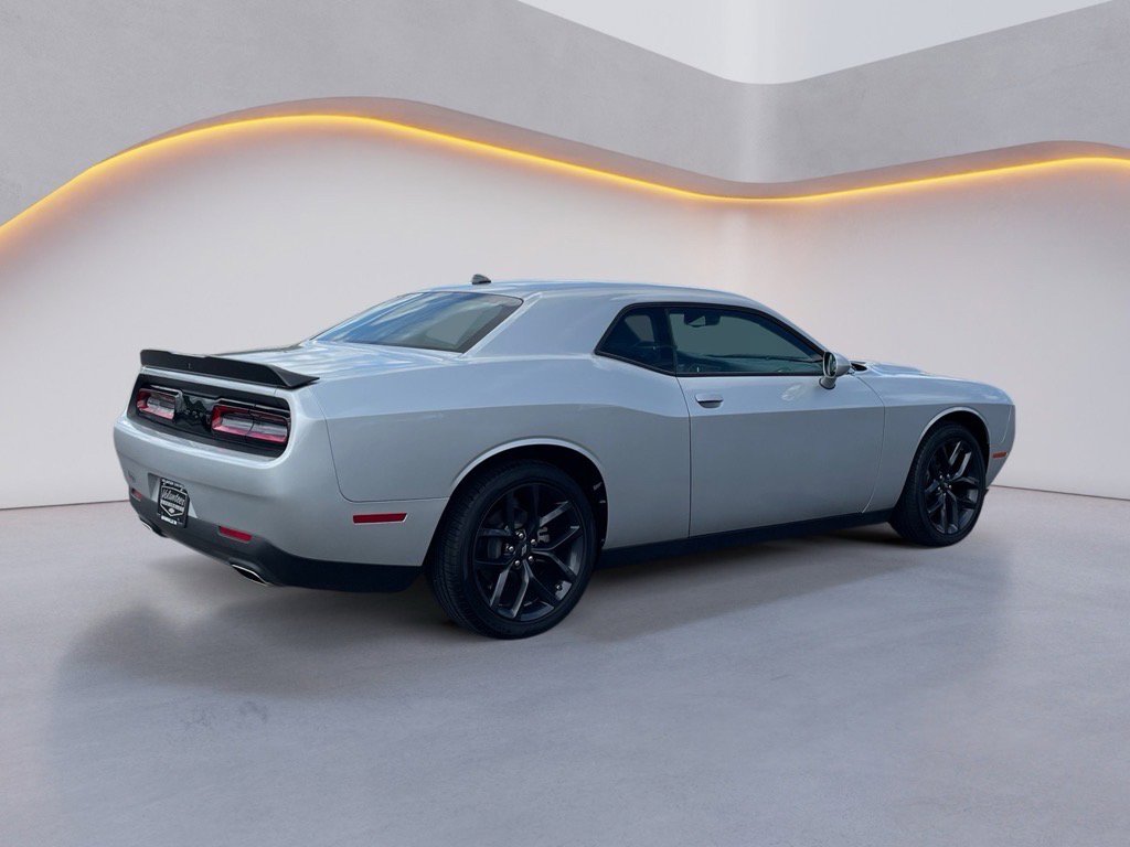 Used 2023 Dodge Challenger SXT w/ Blacktop Package image 7