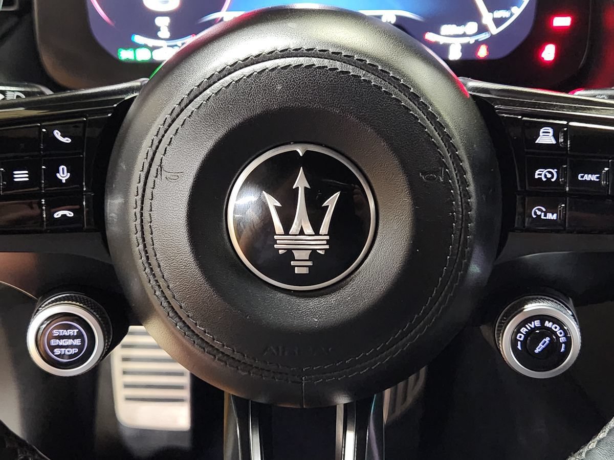 Used 2023 Maserati Grecale Trofeo AWD/4WD image 52