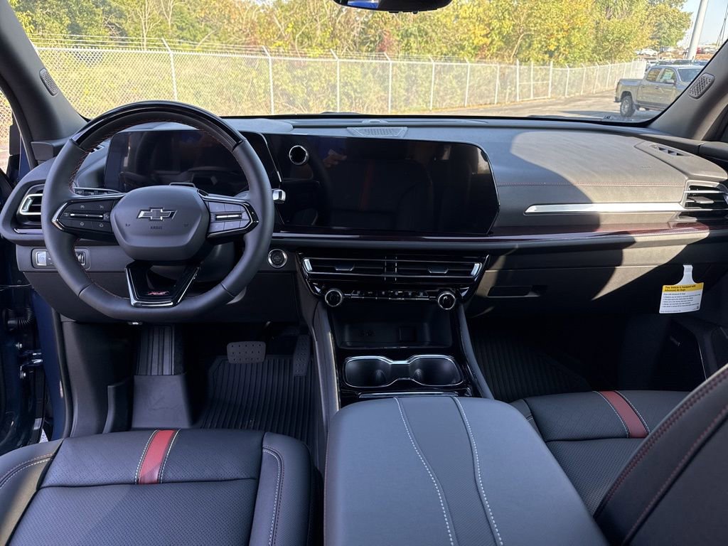 New 2026 Chevrolet Traverse RS w/ LPO, Floor Liner Package image 17