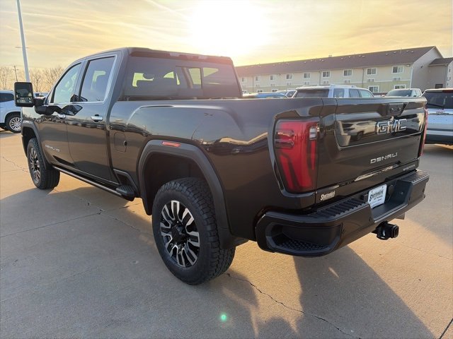 Used 2024 GMC Sierra 2500 Denali Ultimate image 7