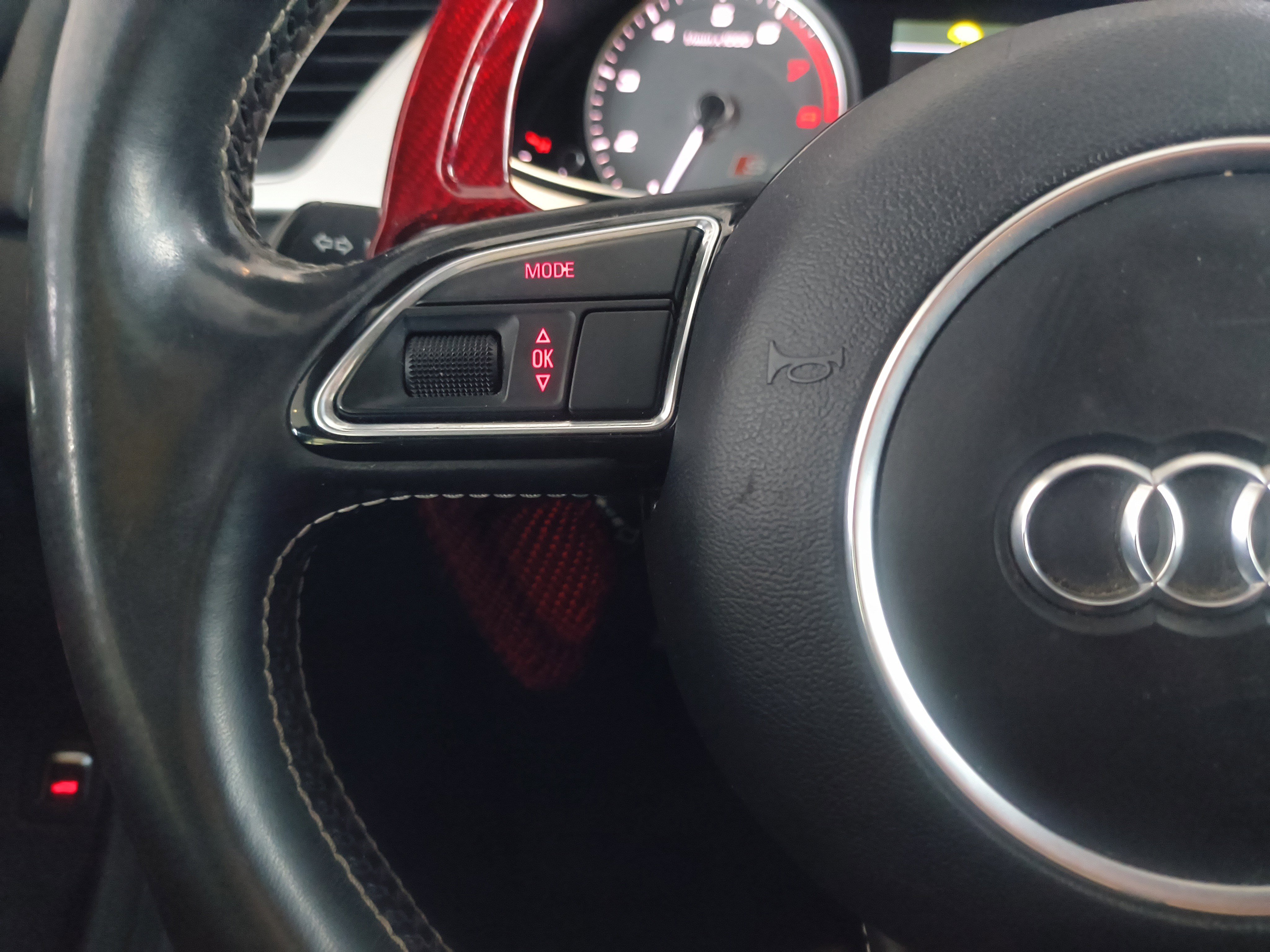 Used 2016 Audi S4 Premium Plus w/ Technology Package image 12