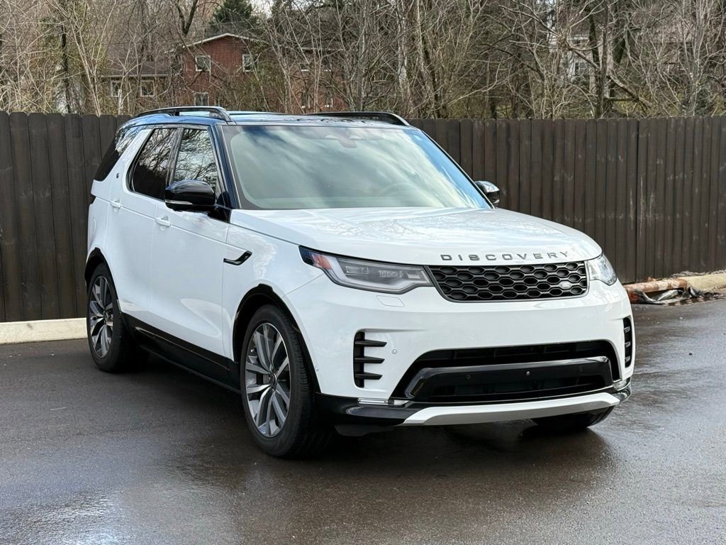 Certified 2025 Land Rover Discovery Dynamic SE AWD/4WD image 8