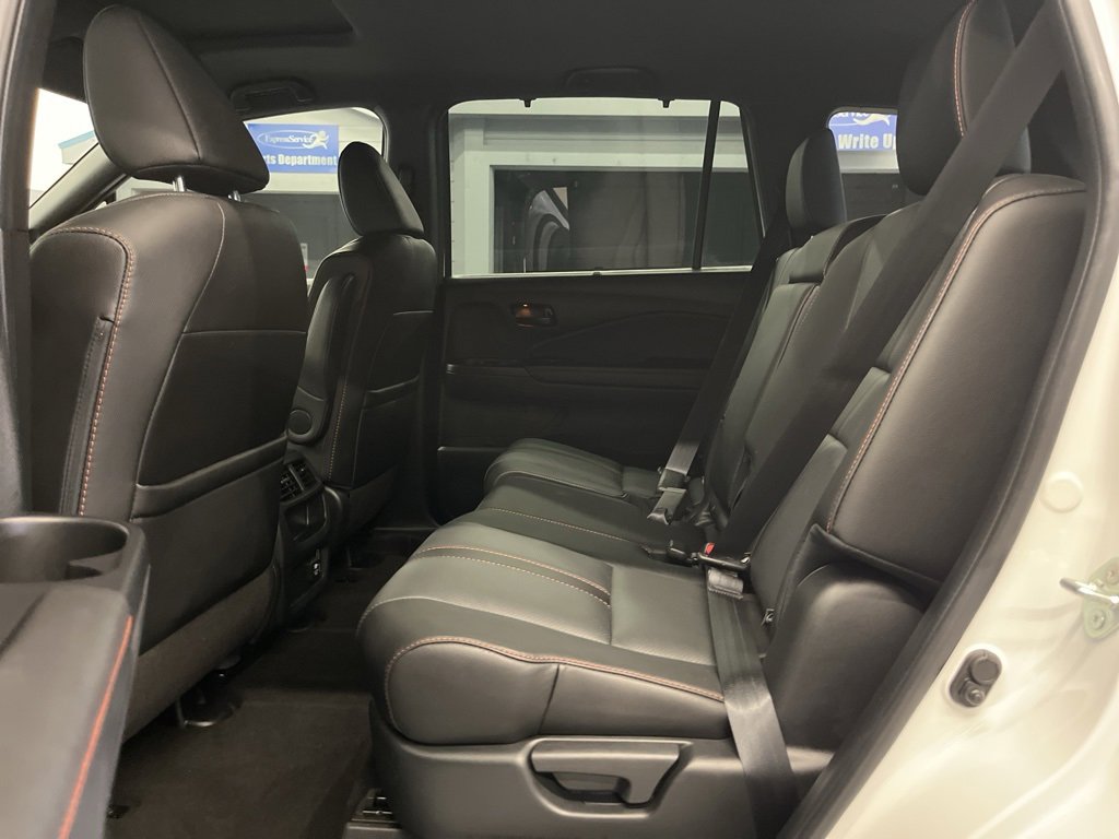 Used 2022 Honda Passport TrailSport image 32