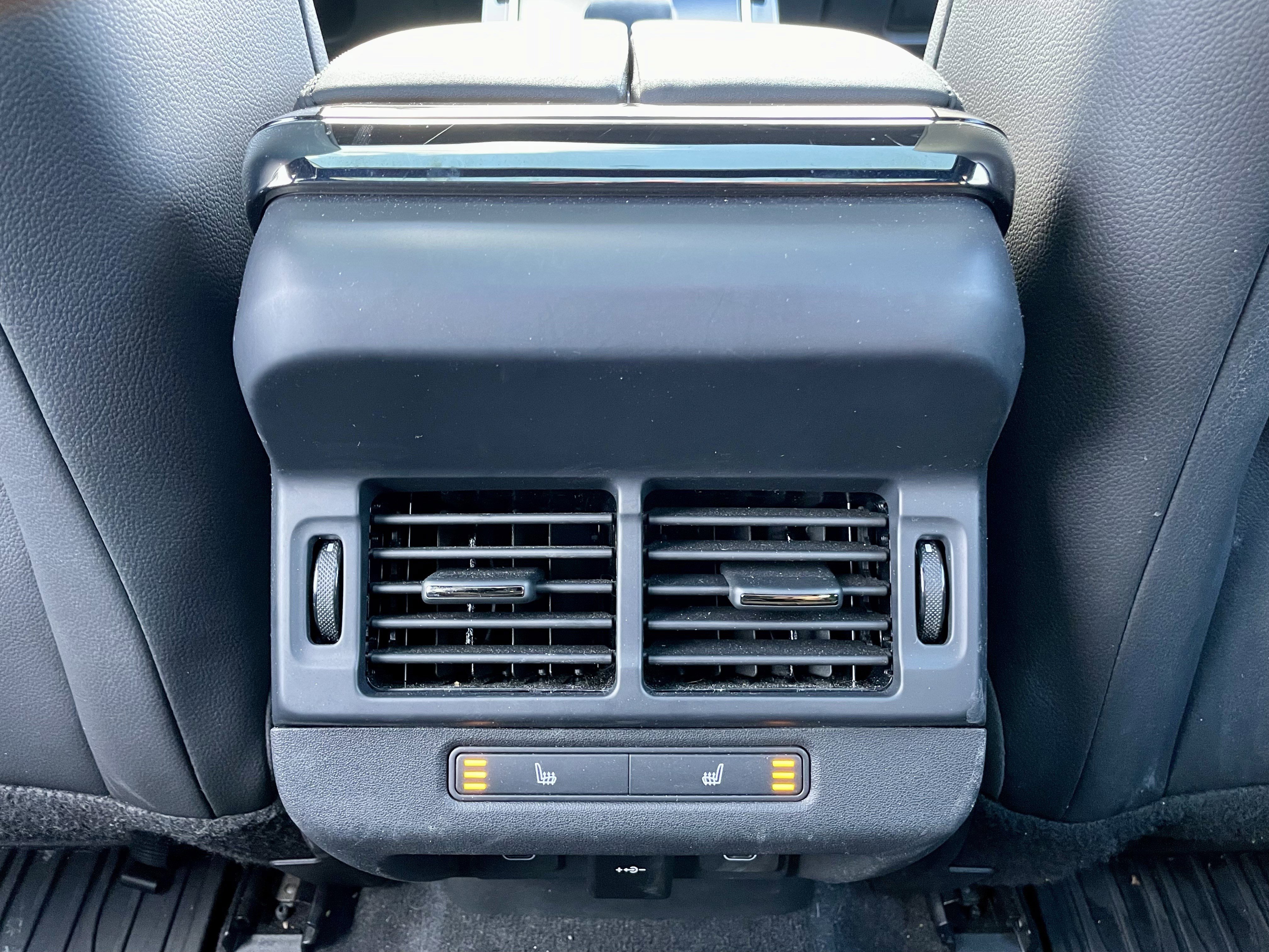 Certified 2024 Land Rover Range Rover Evoque Dynamic SE image 26