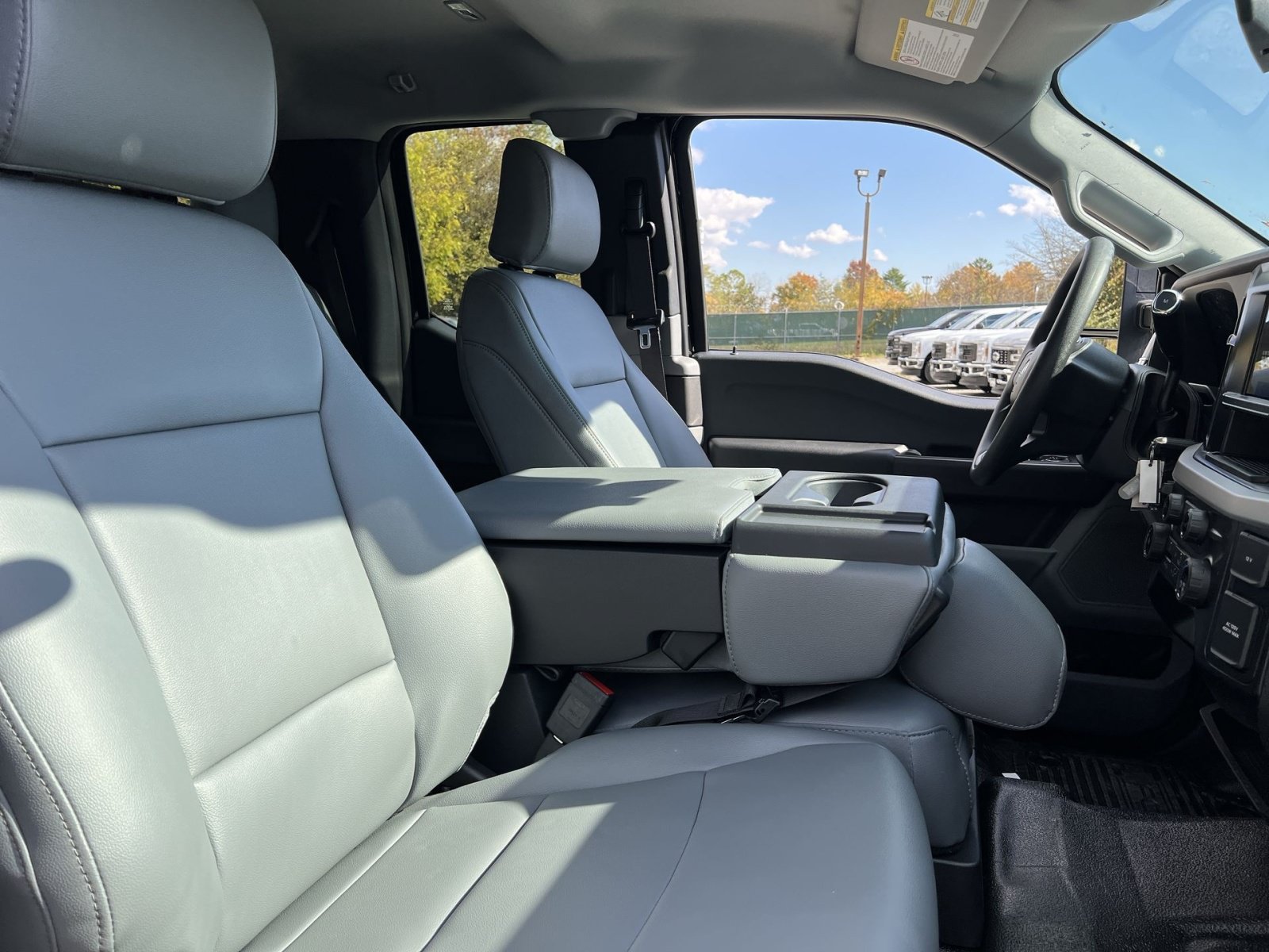 New 2026 Ford F250 XL w/ FX4 Off-Road Package AWD/4WD image 25