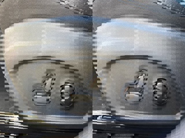 Used 2022 Jeep Compass Limited image 18