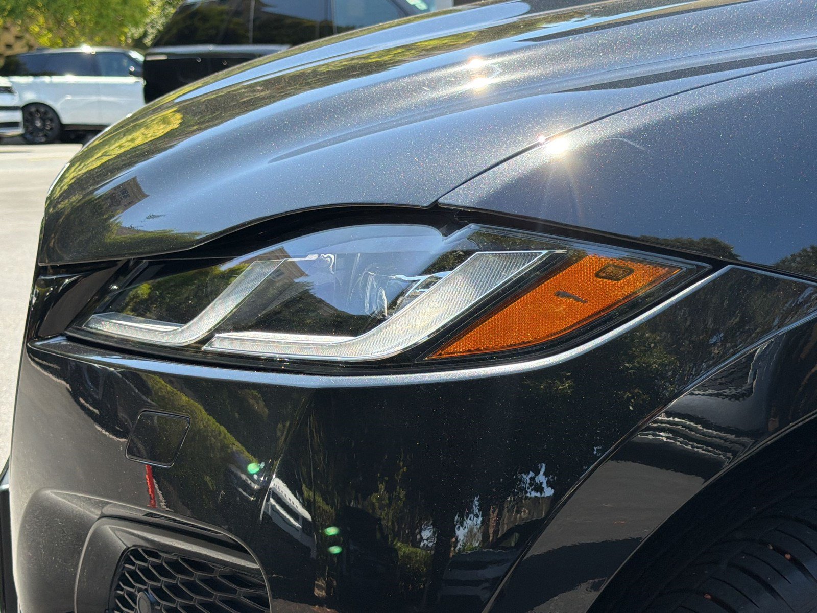 Used 2026 Jaguar F-PACE R-Dynamic S AWD/4WD image 12