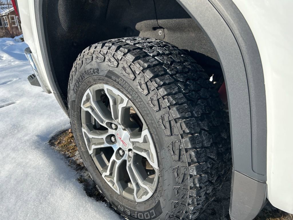 Used 2021 GMC Sierra 1500 SLE w/ X31 Off-Road Package image 4