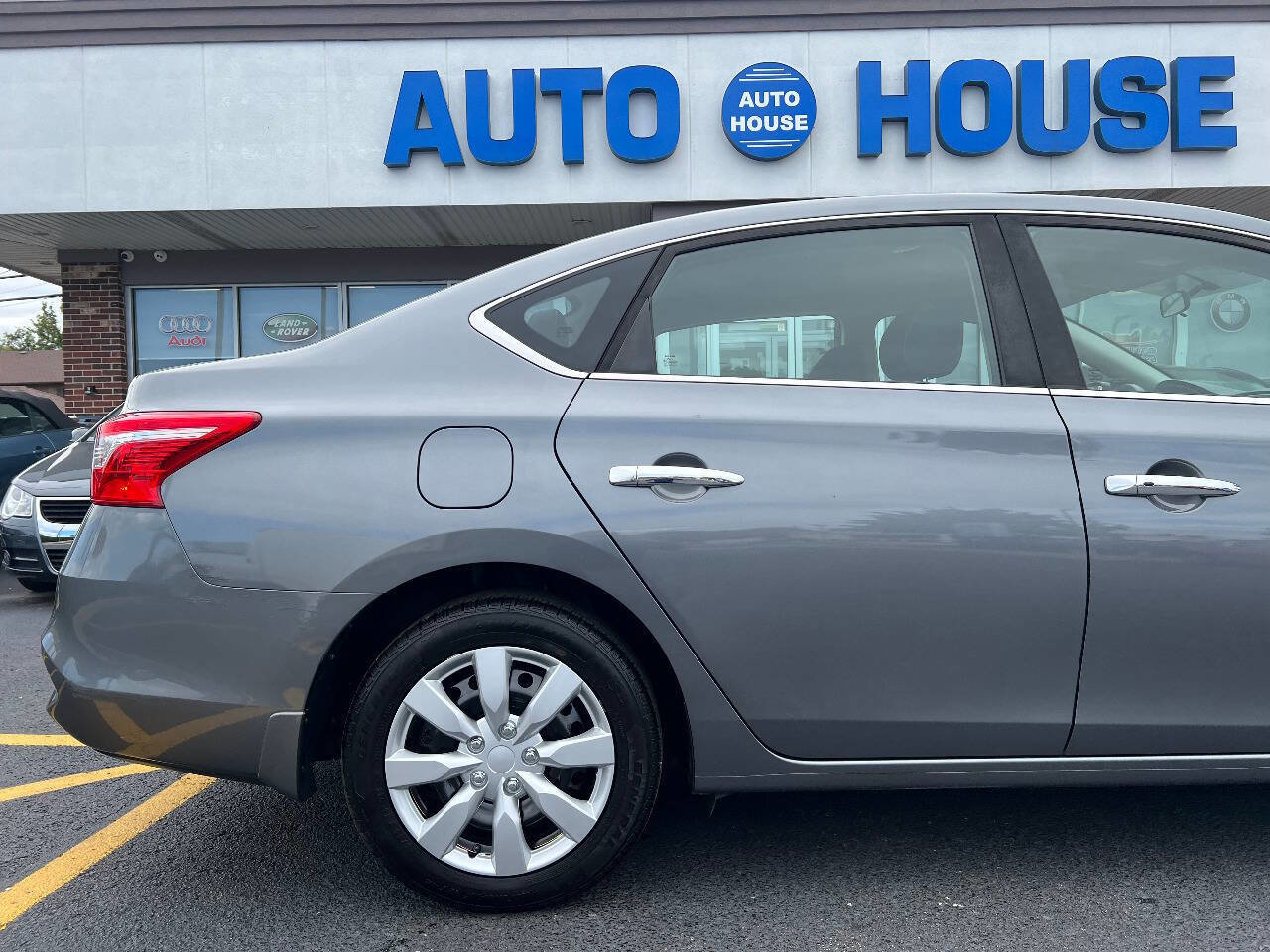 Used 2016 Nissan Sentra SV image 35